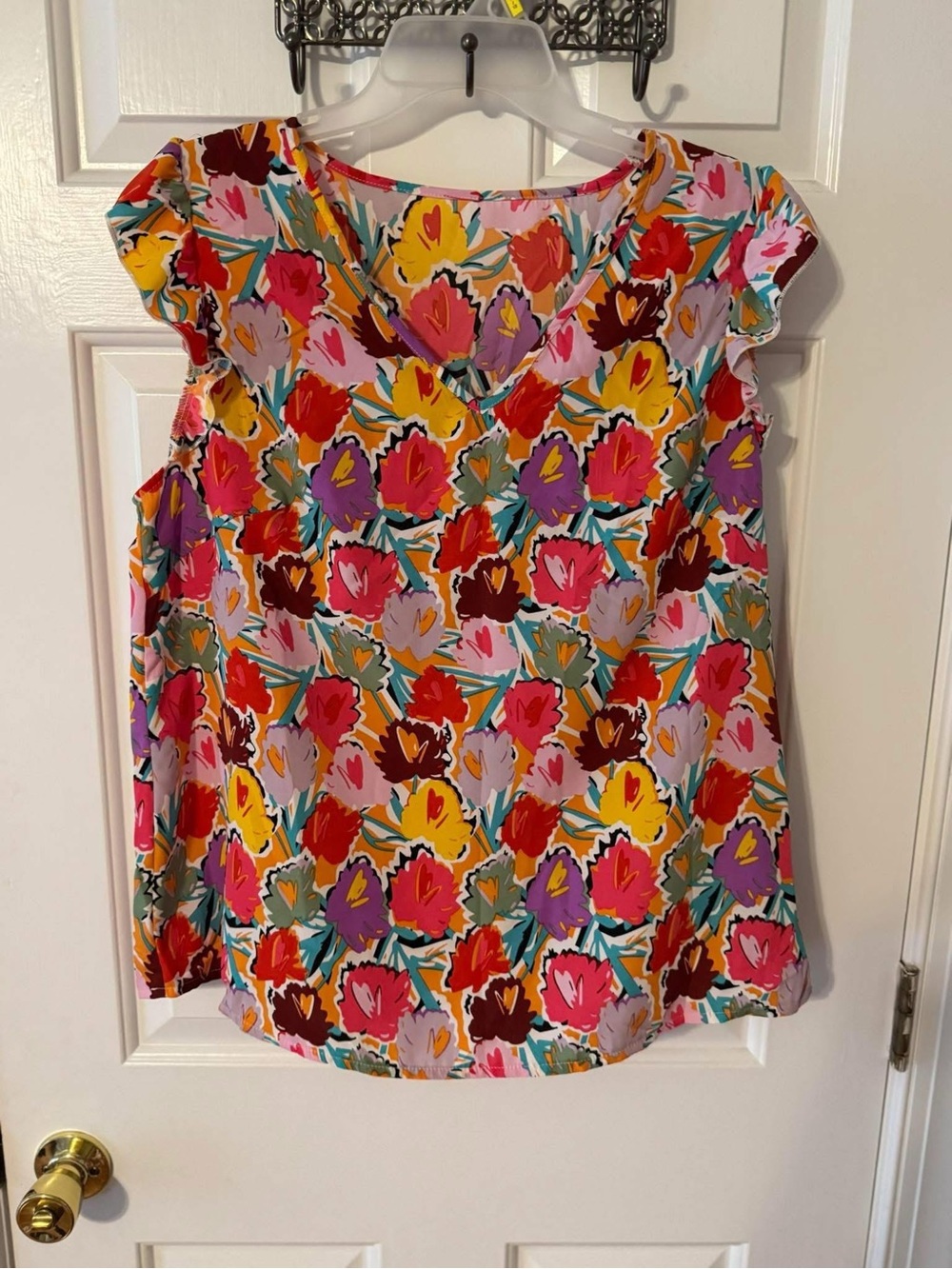 SHEIN Multicolor Floral V-Neck Cap Sleeve Top